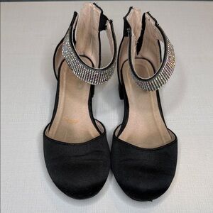 Elegant Black Little Girls Heels with Rhinestone Strap